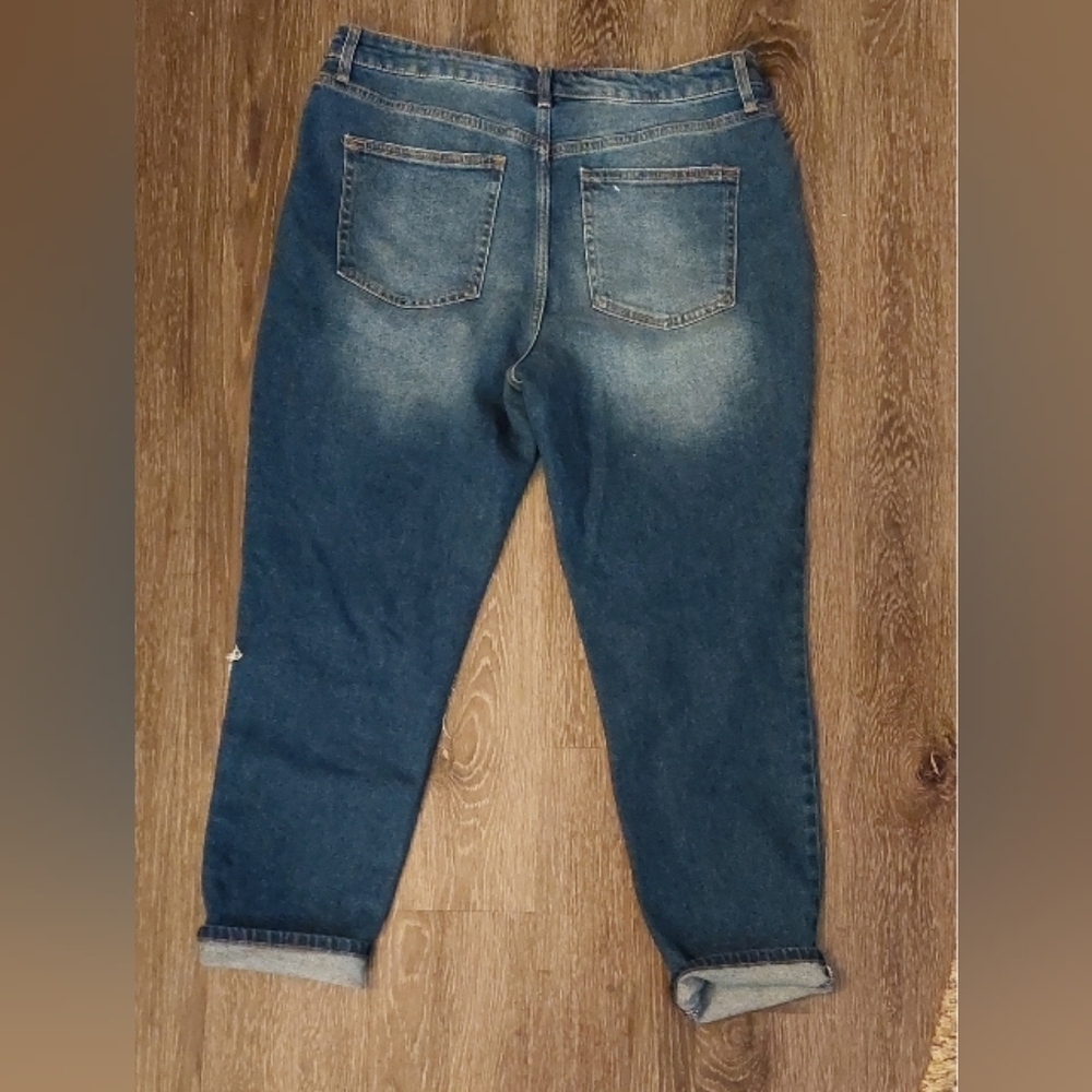 No Boundaries Dark Wash Straight Leg Jeans Busted Knee Distressed Size 15 Denim - Picture 11 of 12